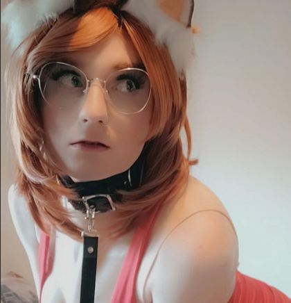 Femboy Snoop's profile picture