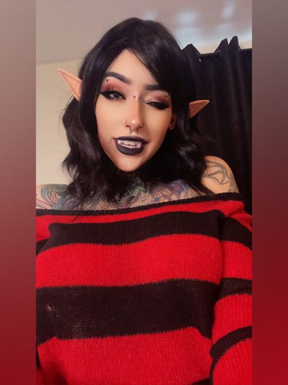 Goth M0mmy Lilli's profile picture