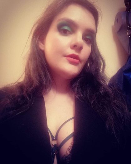 LadyShibariFindom's profile picture