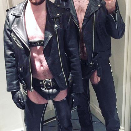 Leather Couple's profile picture