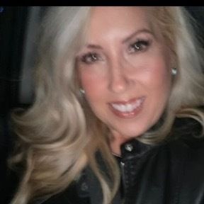 The Naughty Cougar VIP - Top 7.7%'s profile picture