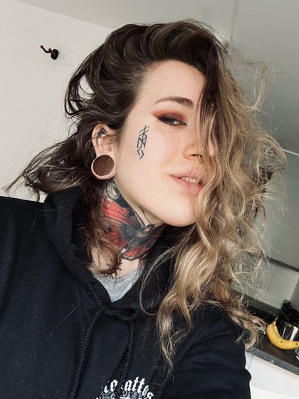 Radical Reb, elven trans goddess's profile picture