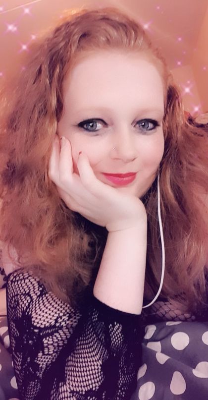 Sexy Redhead Milf's profile picture