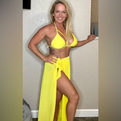 Swinger Step Mom's profile picture